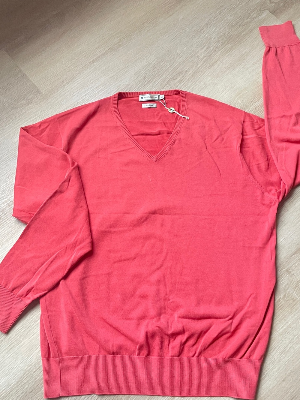 Peter Millar V-Neck Sweater in Coral Pink